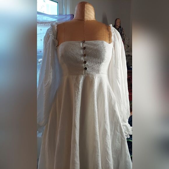 LULUS Make the Call White Long Poet Sleeve Mini Dress Size S - Picture 2 of 16